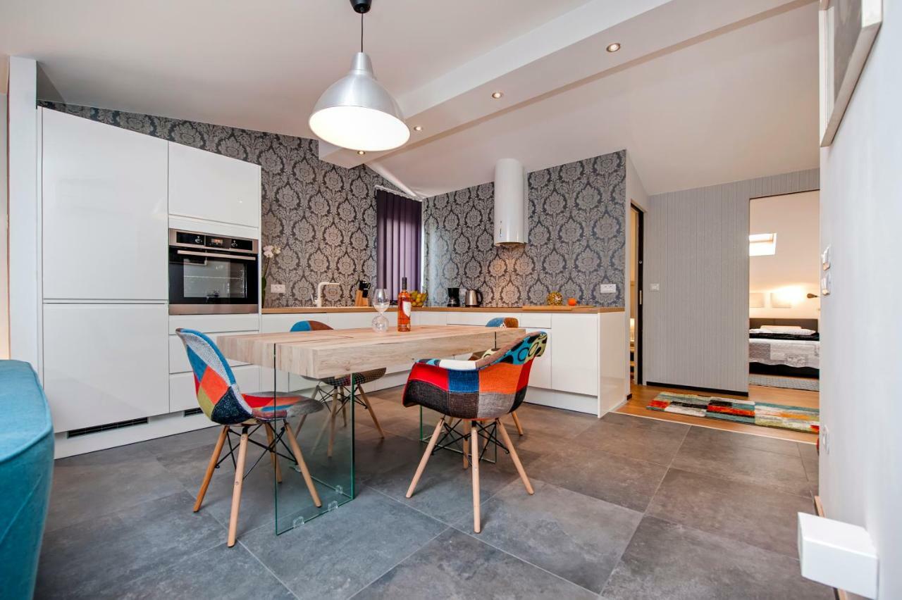 Lakovich Sea View Apartments Rovinj Ngoại thất bức ảnh