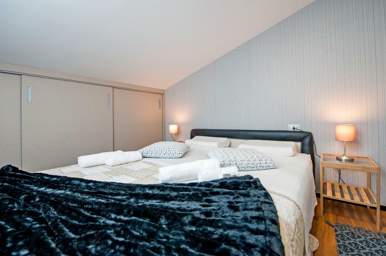 Lakovich Sea View Apartments Rovinj Ngoại thất bức ảnh