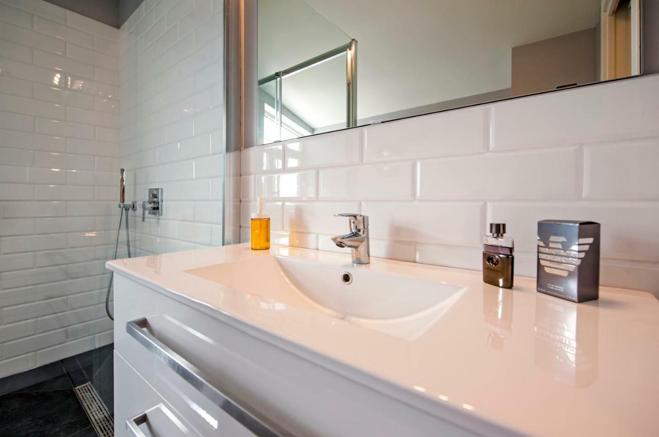 Lakovich Sea View Apartments Rovinj Ngoại thất bức ảnh