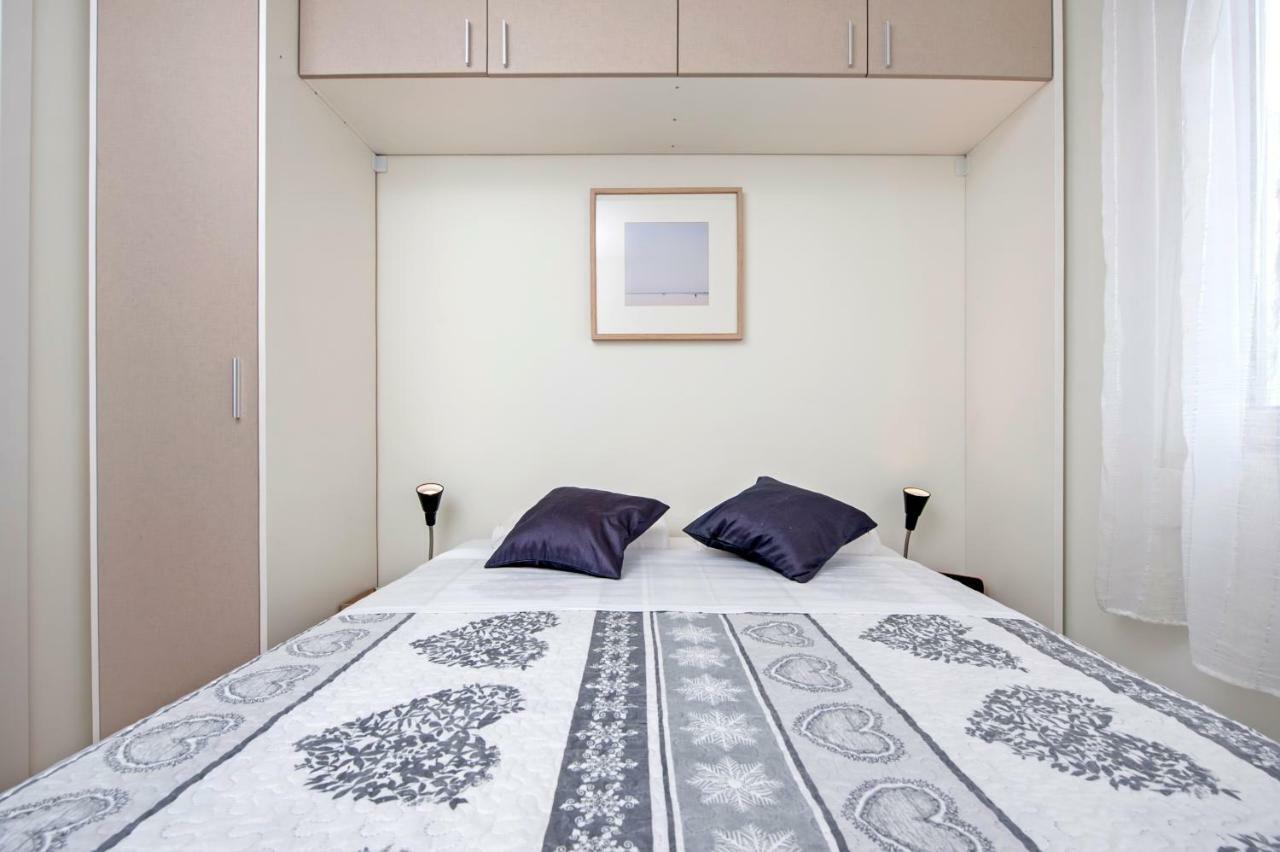 Lakovich Sea View Apartments Rovinj Ngoại thất bức ảnh